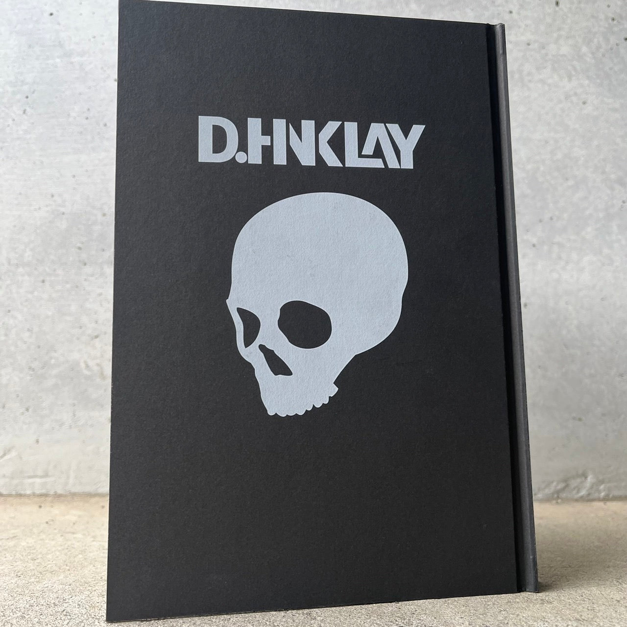 The Skull (Black)
