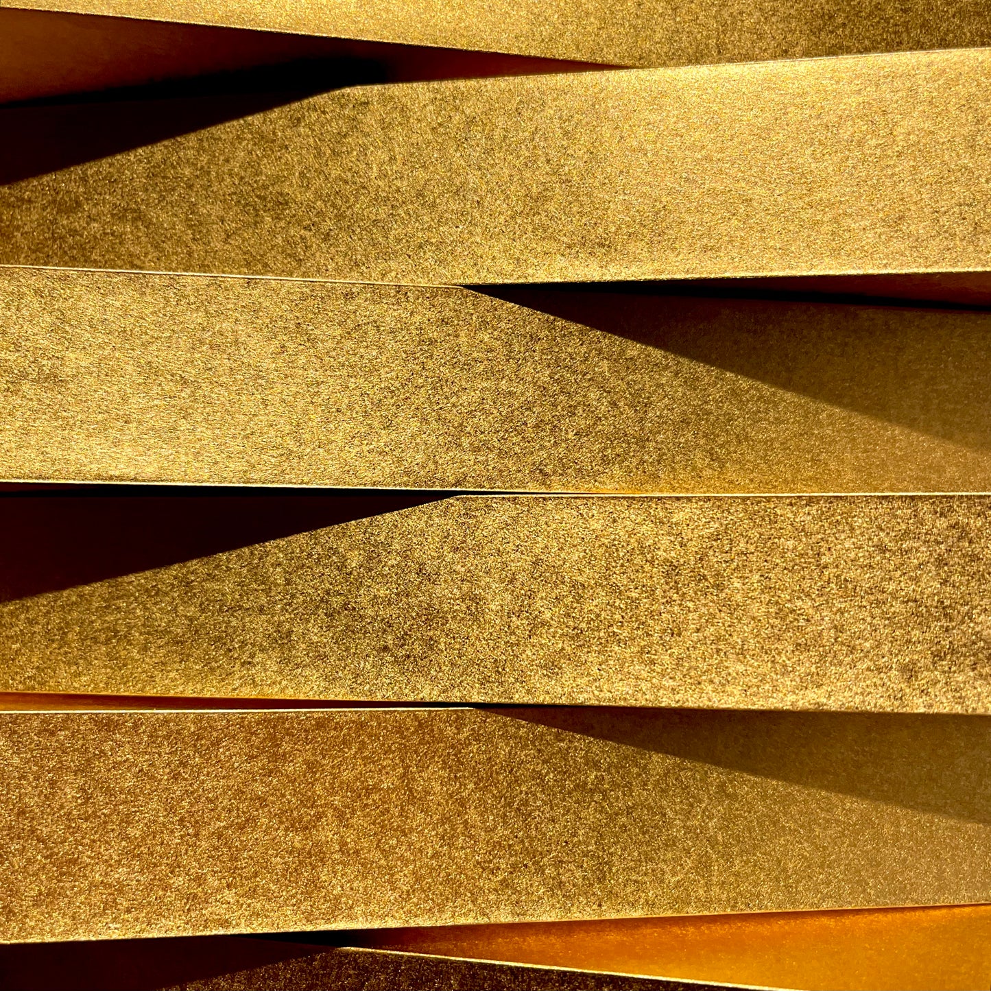 Alternate (Gold)