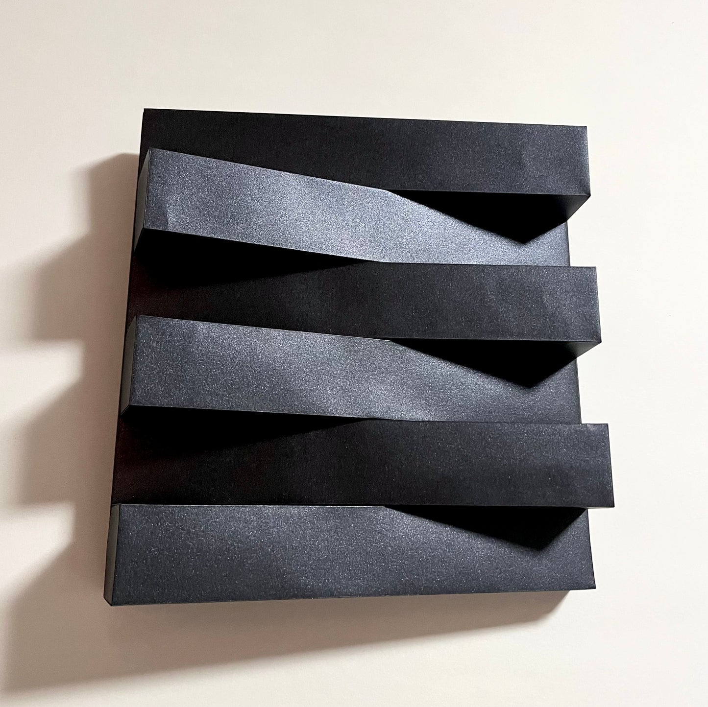 Alternate (Black) (230)