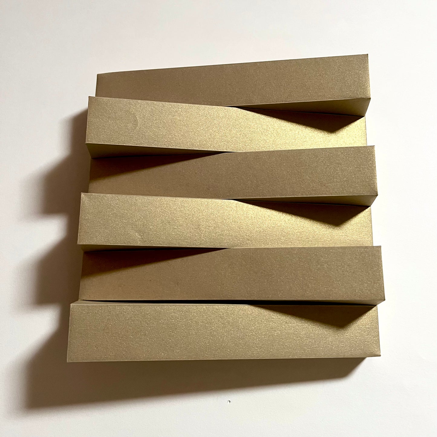 Alternate (Metallic Gold) (180)