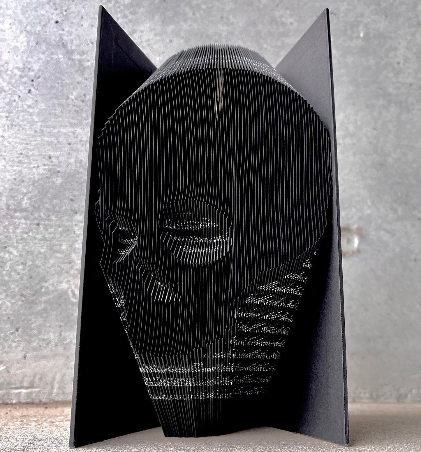 The Skull (Black)