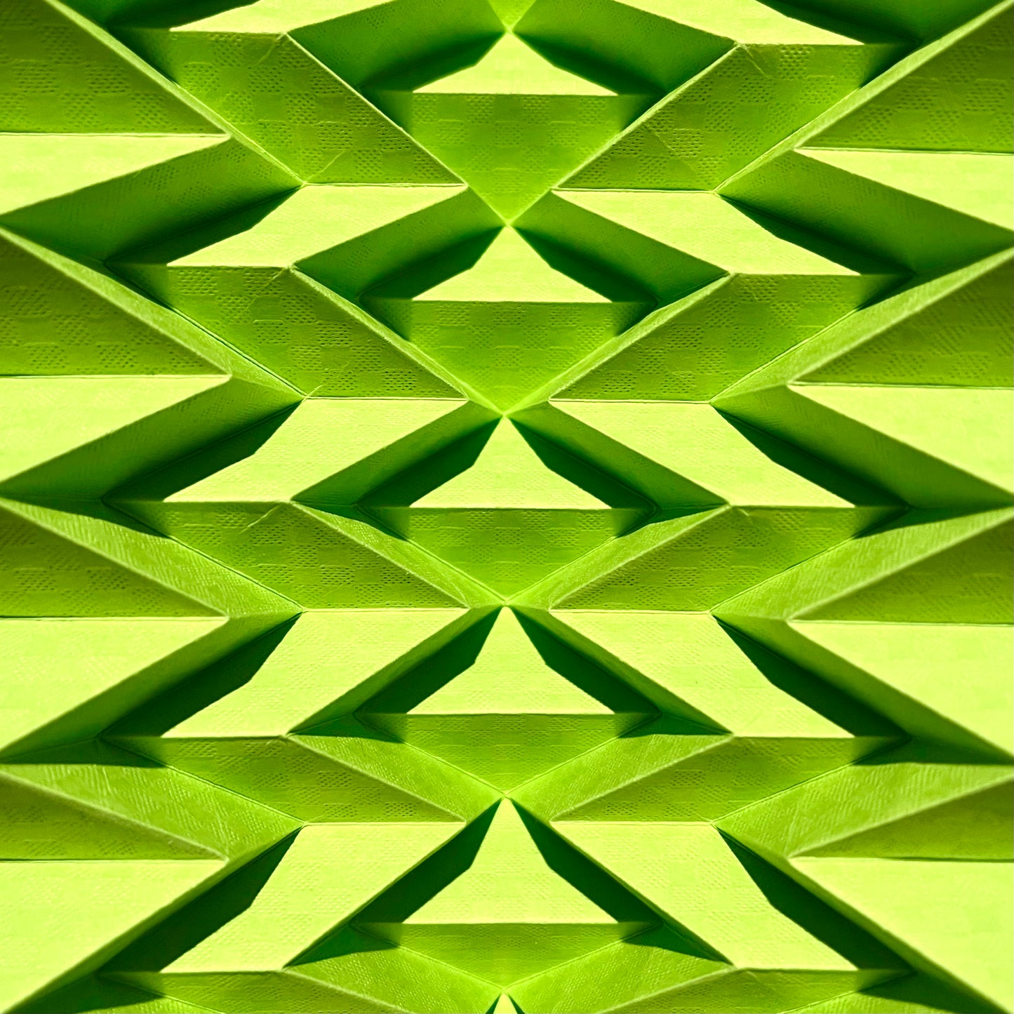 Illusion (180) (Yellow Green)