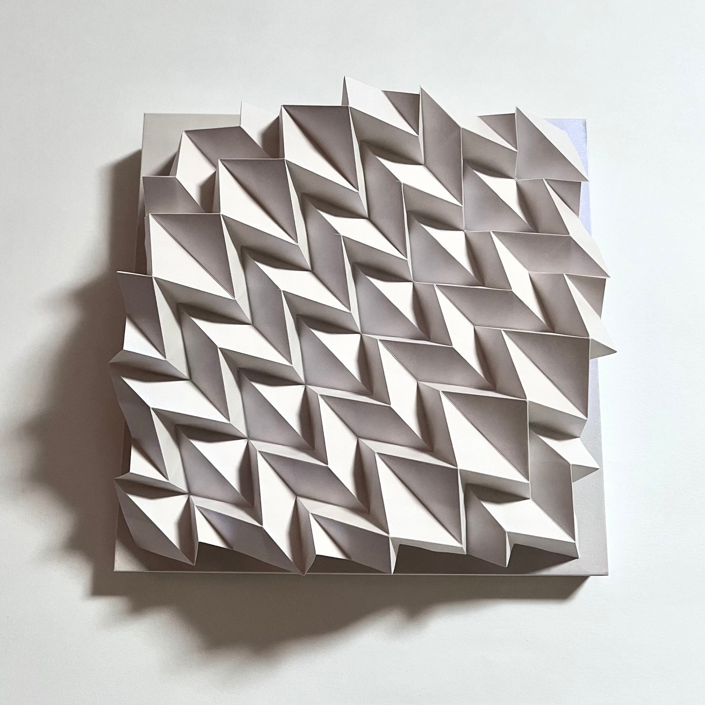 Illusion (diagonal)(Pearl White) (230)