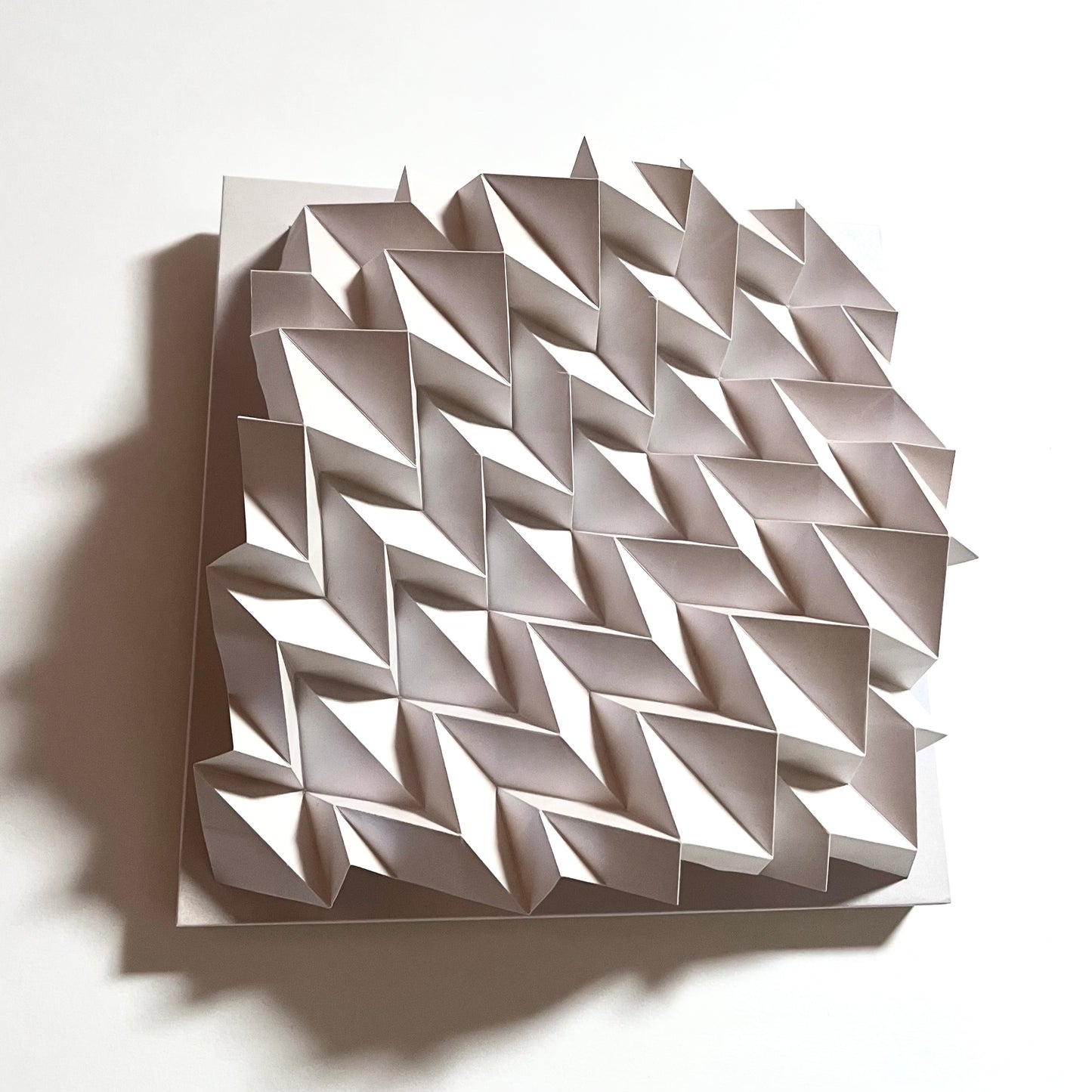 Illusion (diagonal)(Pearl White) (230)