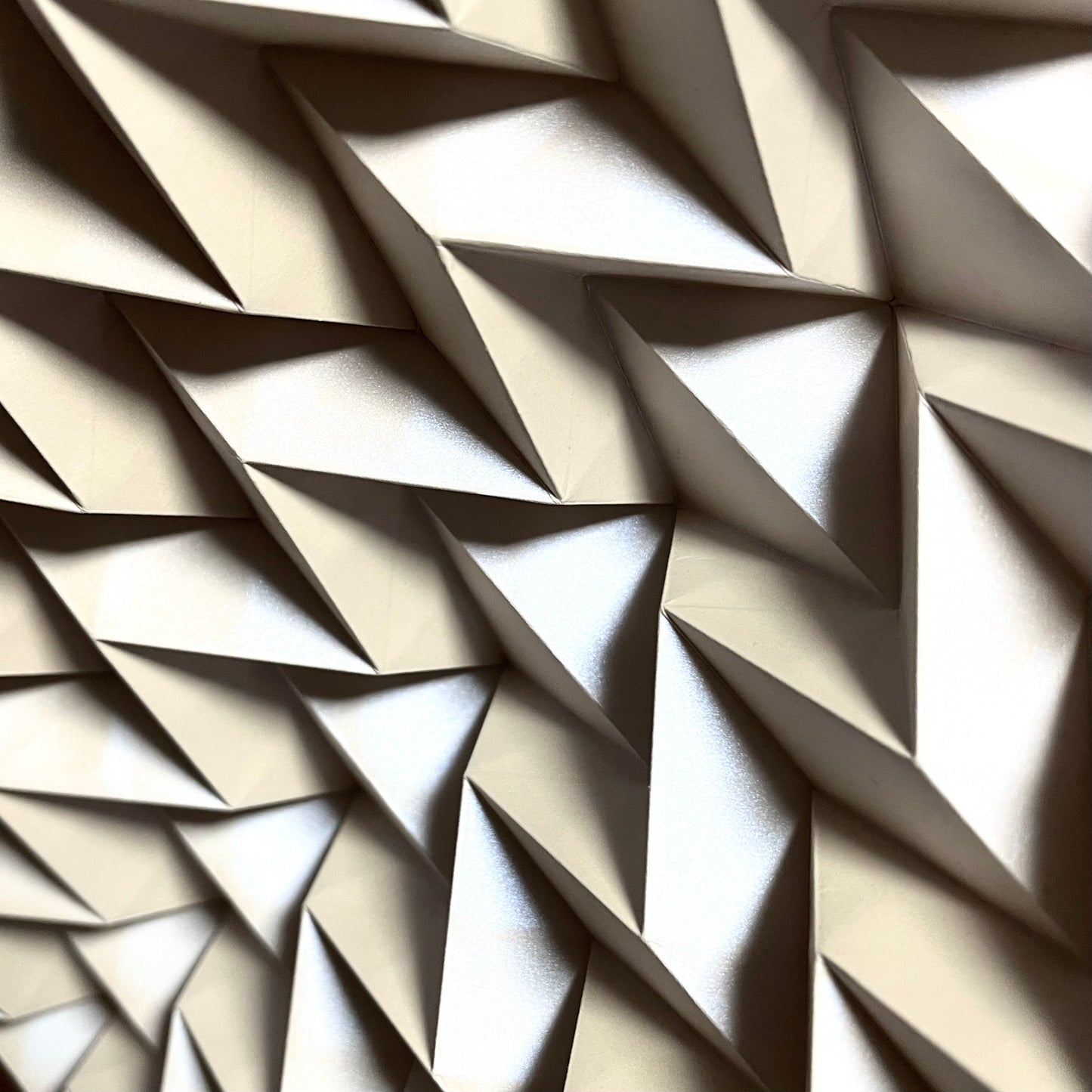 Illusion (diagonal)(Pearl White) (230)