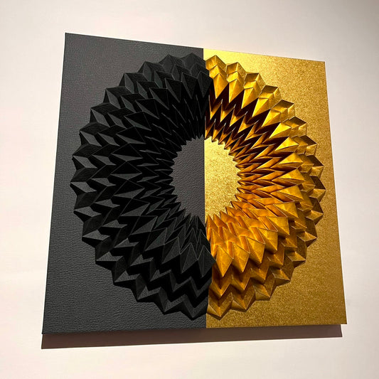 The Circle (Black and Gold) (330)