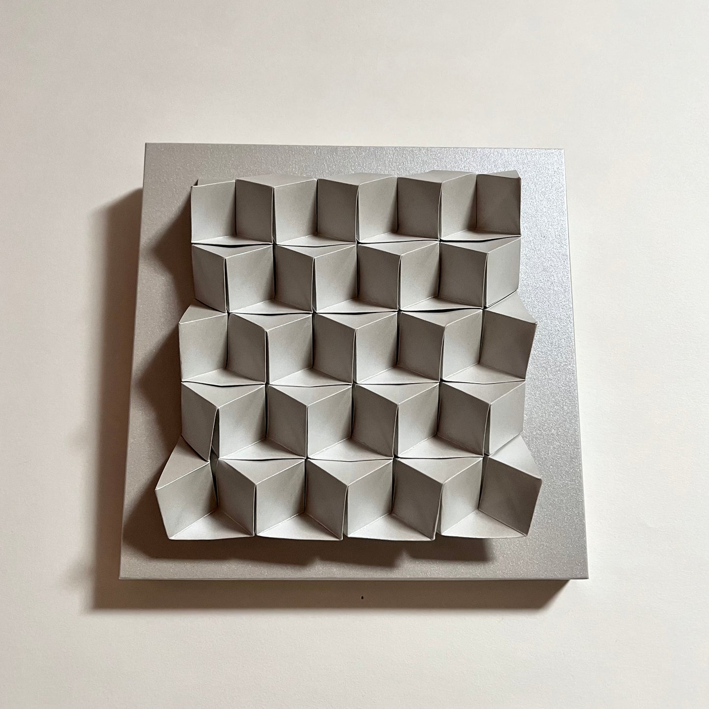 Stone Board (Metallic Light Gray) (180)