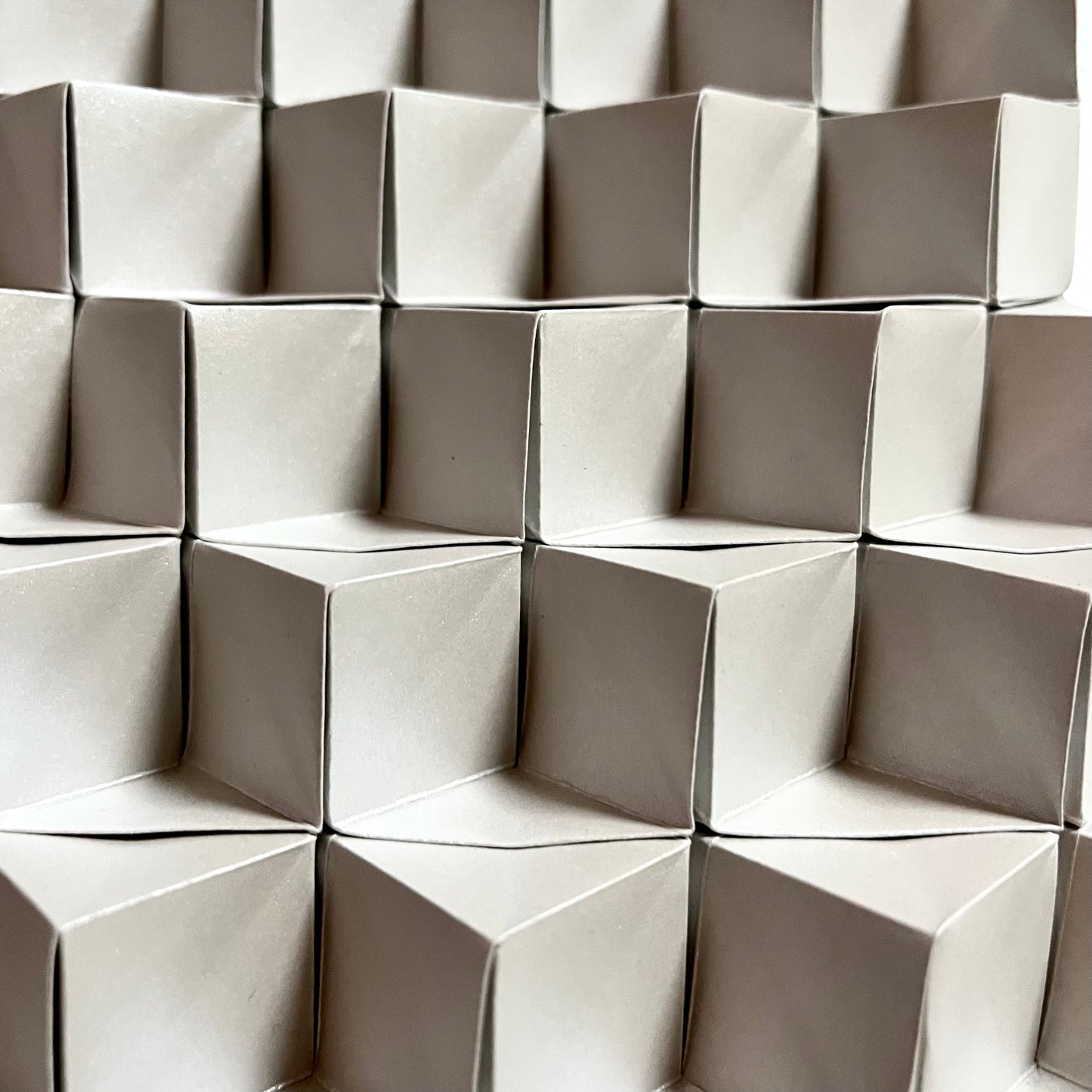 Stone Board (Metallic Light Gray) (180)