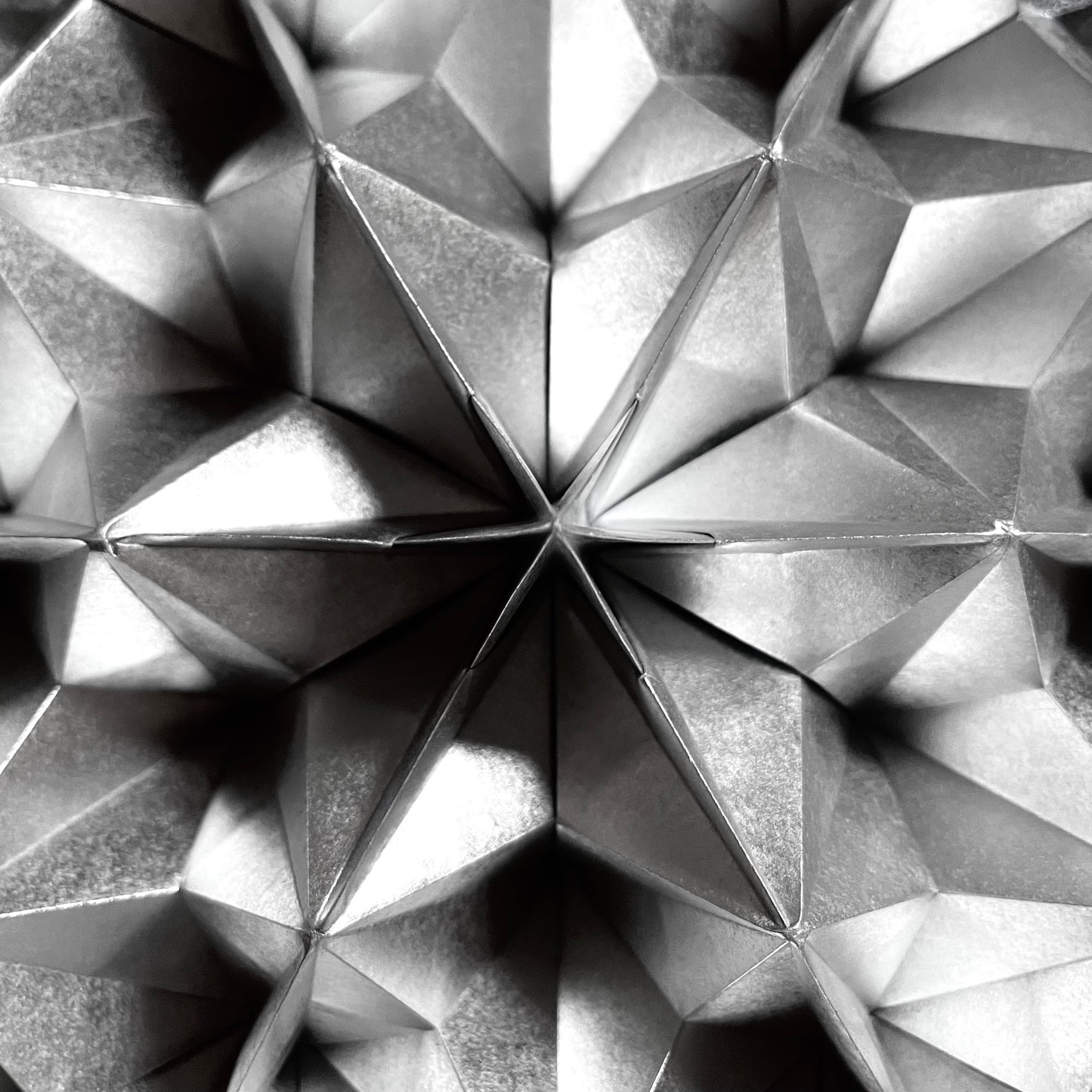 Thaumazein (Silver)