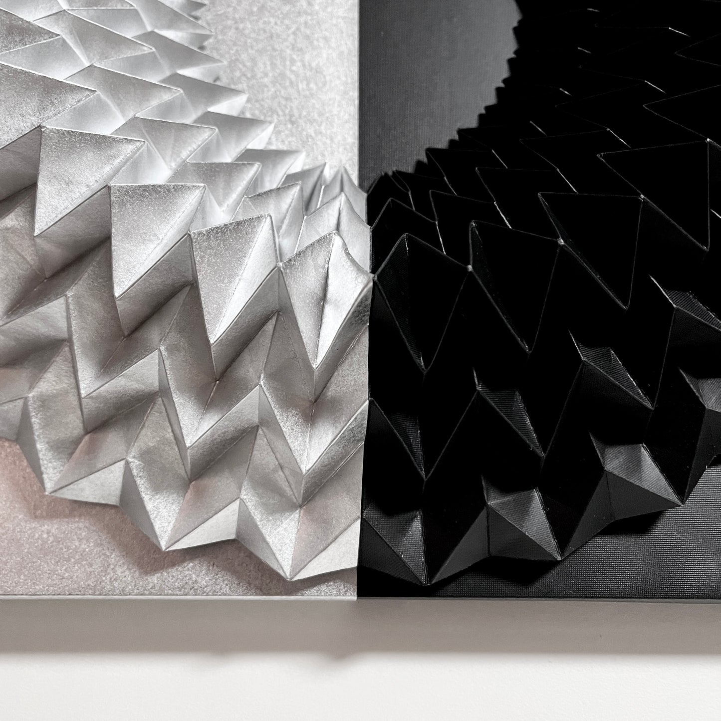 The Circle (Silver and Black) (330)