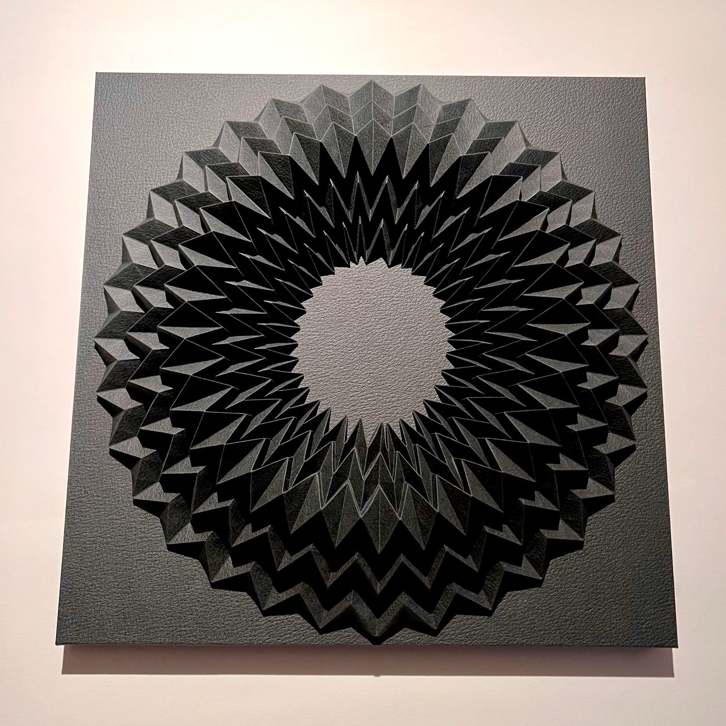The Circle (Black) (330)