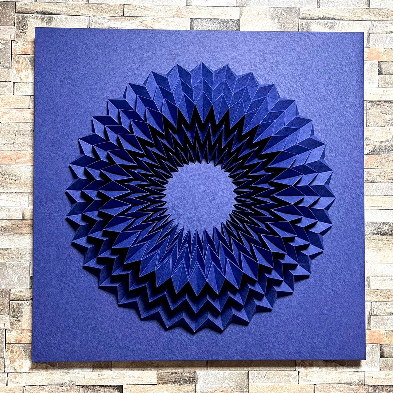 The circle (Blue)