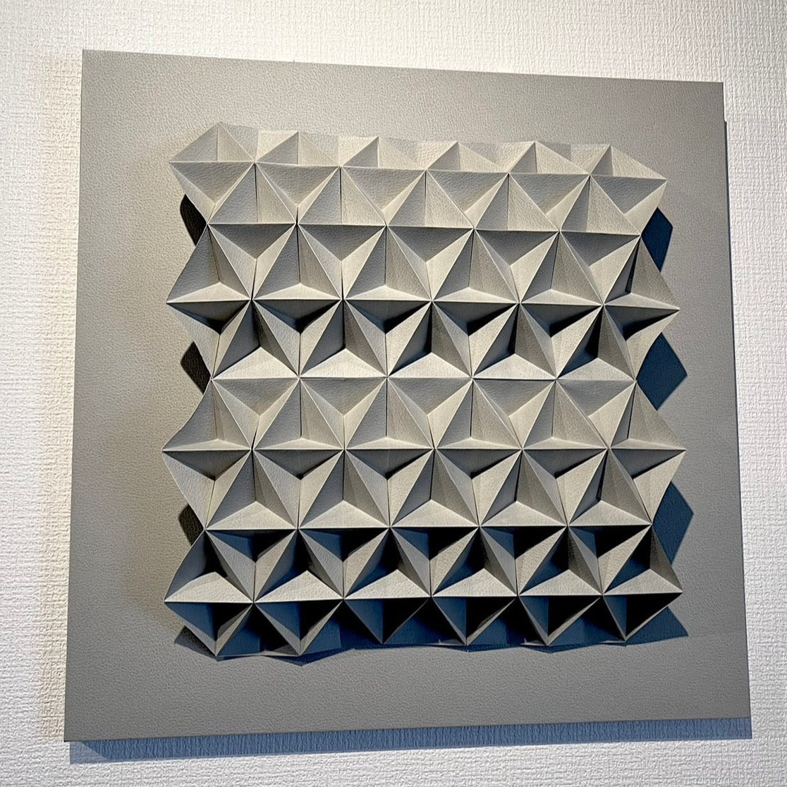 Triangles (Gray)