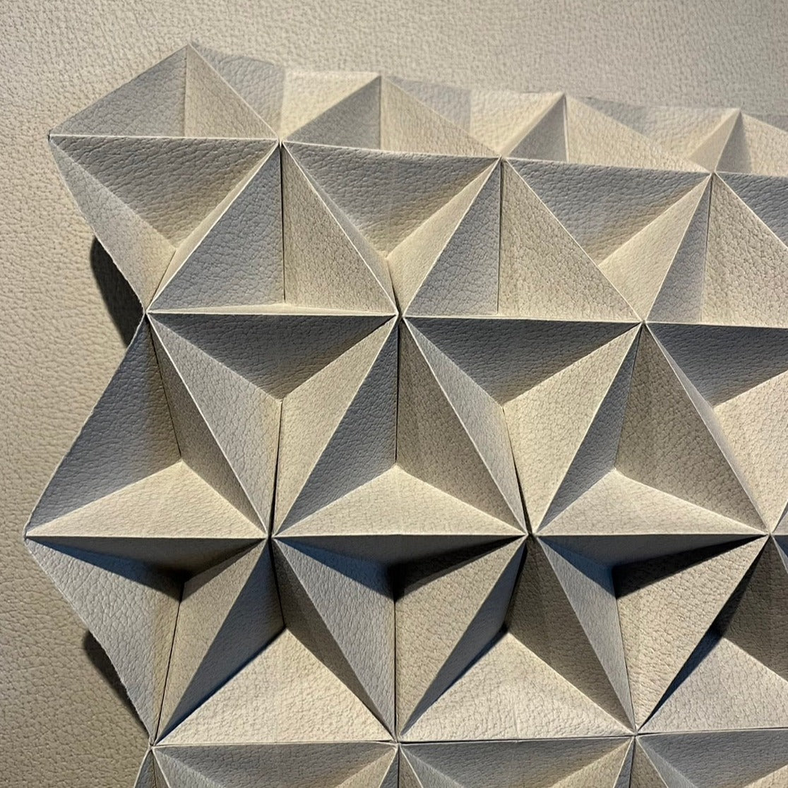 Triangles (Gray)