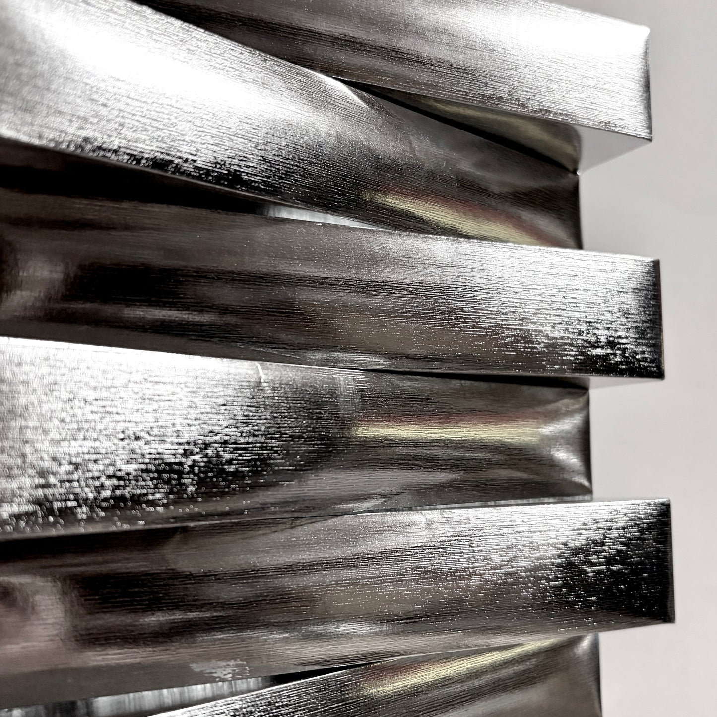 Alternate (Silver with a hairline finish) (180)