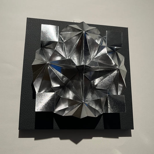 Dimensions (Silver with a hairline finish)