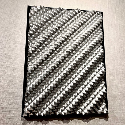 Illusion (Silver) (Vertical)