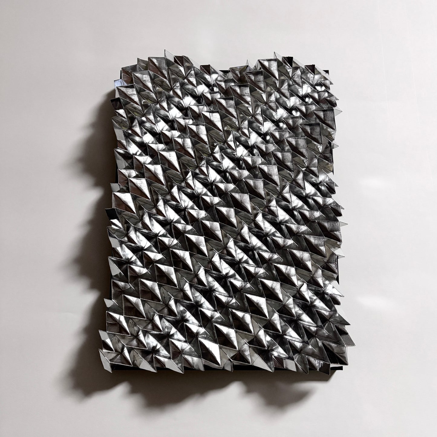 Illusion (Diagonal) (Silver with a hairline finish) (250)