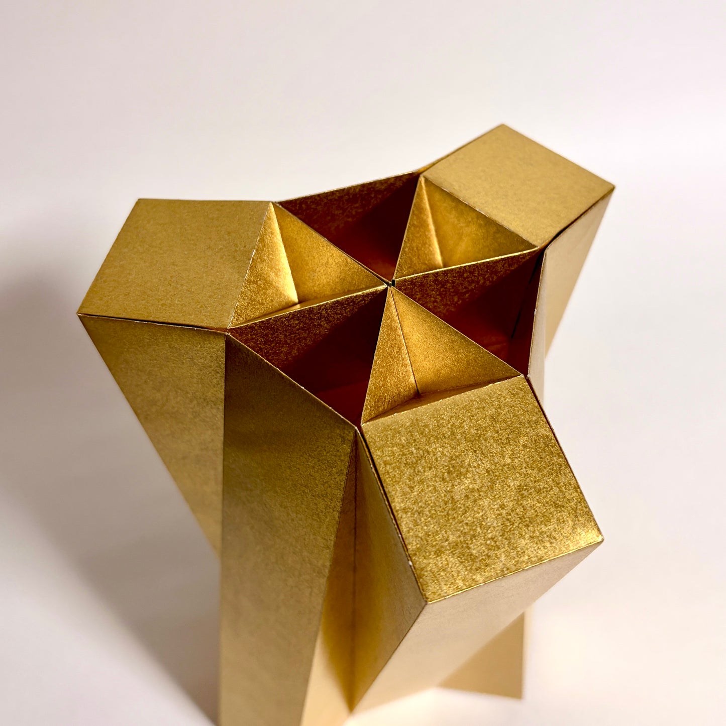 Silence (Gold)