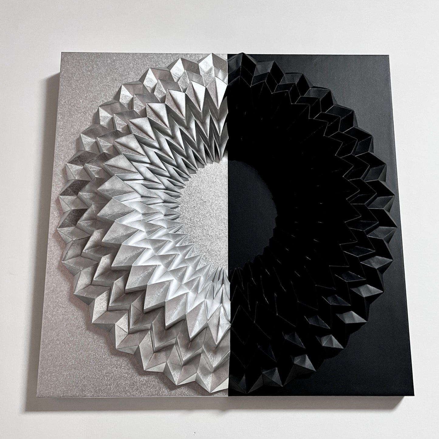 The Circle (Silver and Black) (330)