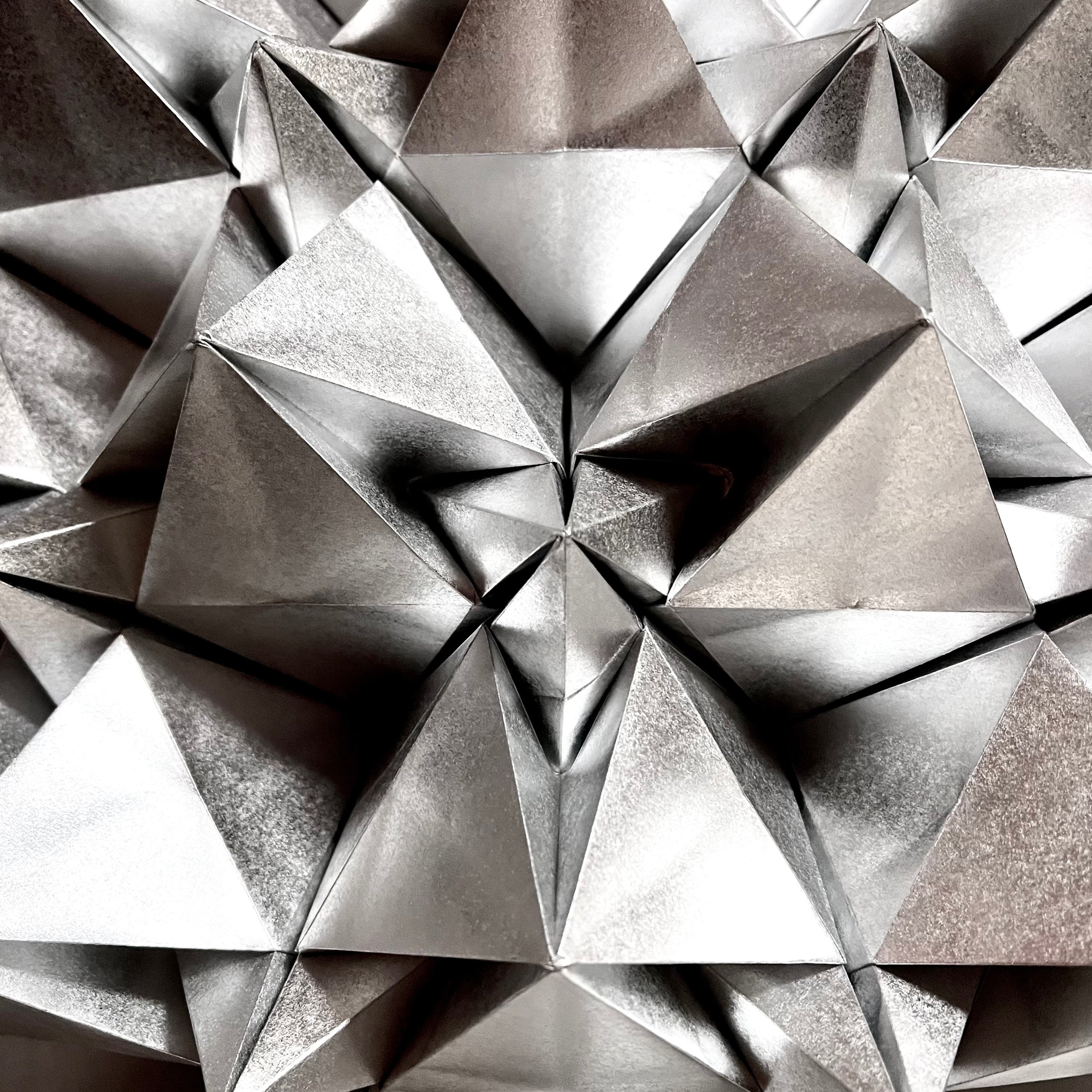 Shinya Hiragami出品 Origami Artwork The Shield (Silver)| D.Hinklay