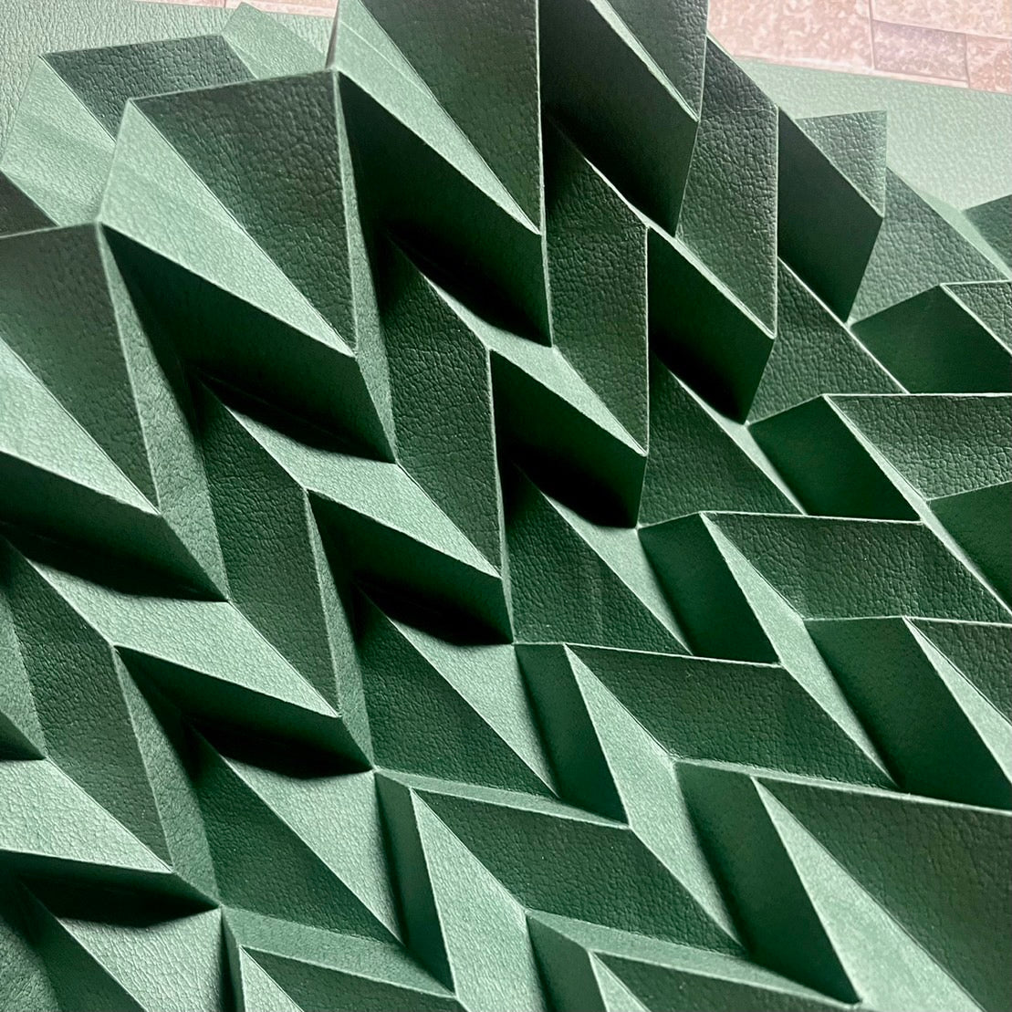 Illusion (diagonal) (Green)
